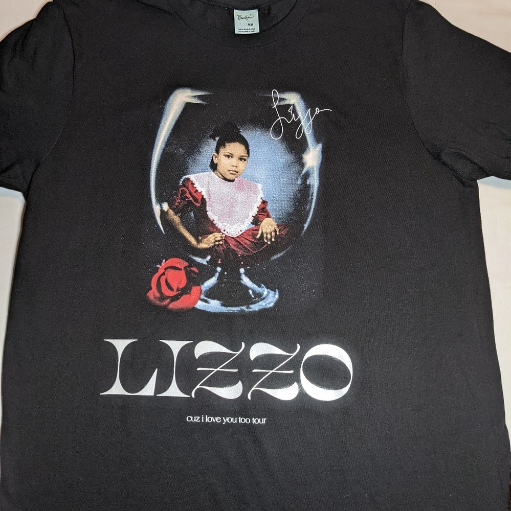 Lizzo Cuz I Love You Too T-Shirt(Unisex)(Medium)